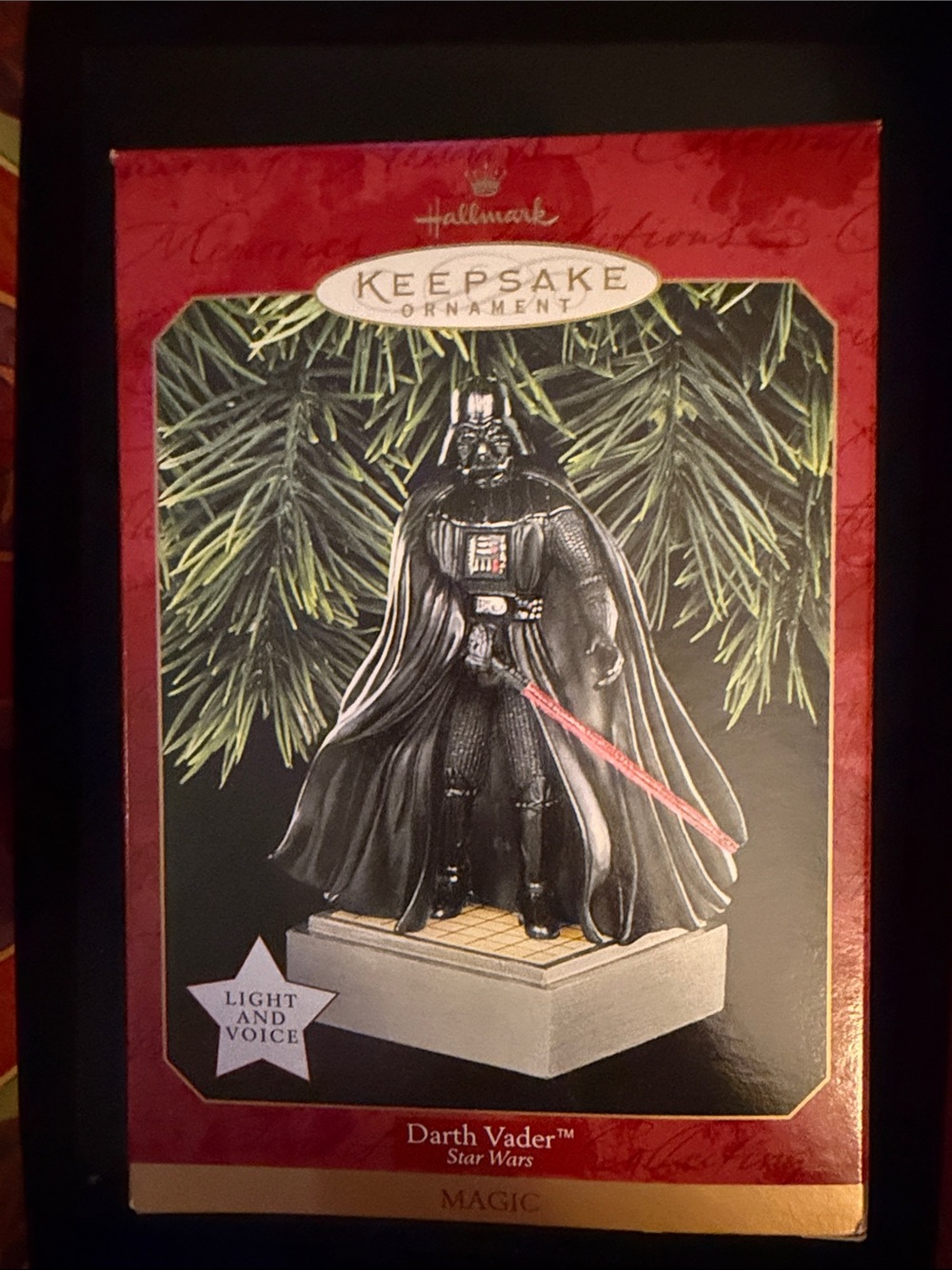 Hallmark Darth Vader Ornament - Black & Red Lightsaber, light & voice  NWT